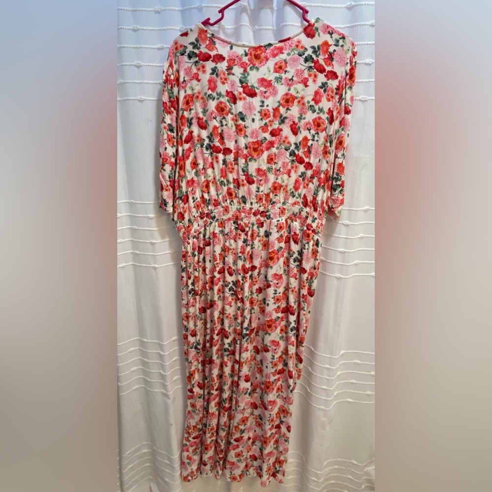 Dress - Picture 3 of 3